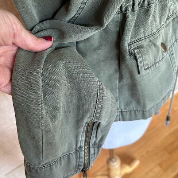 AMERICAN RAG Cie Womens sz Medium olive green hood Zip Up military Jacket cotton - Picture 4 of 16